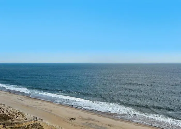 Holiday home Incredible Beachfront With Balcony Washer & Dryer Pools & Gym Ocean City
