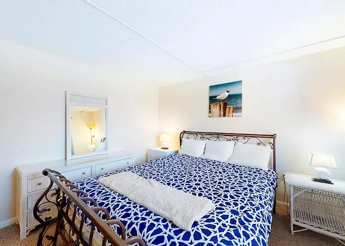 Incredible Beachfront With Balcony Washer & Dryer Pools & Gym Ocean City
