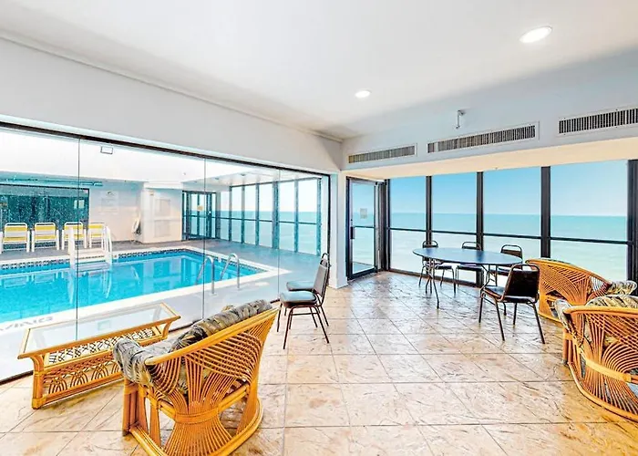 Incredible Beachfront With Balcony Washer & Dryer Pools & Gym *