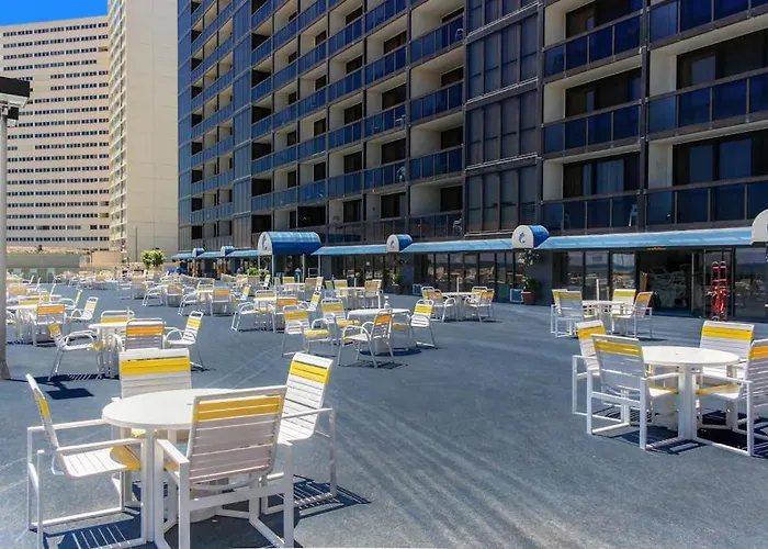 Holiday home Incredible Beachfront With Balcony Washer & Dryer Pools & Gym Ocean City